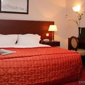 Hotel Ibis Styles La Reine ***